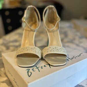 Betsey Johnson Dani Pearl Ivory Shoes